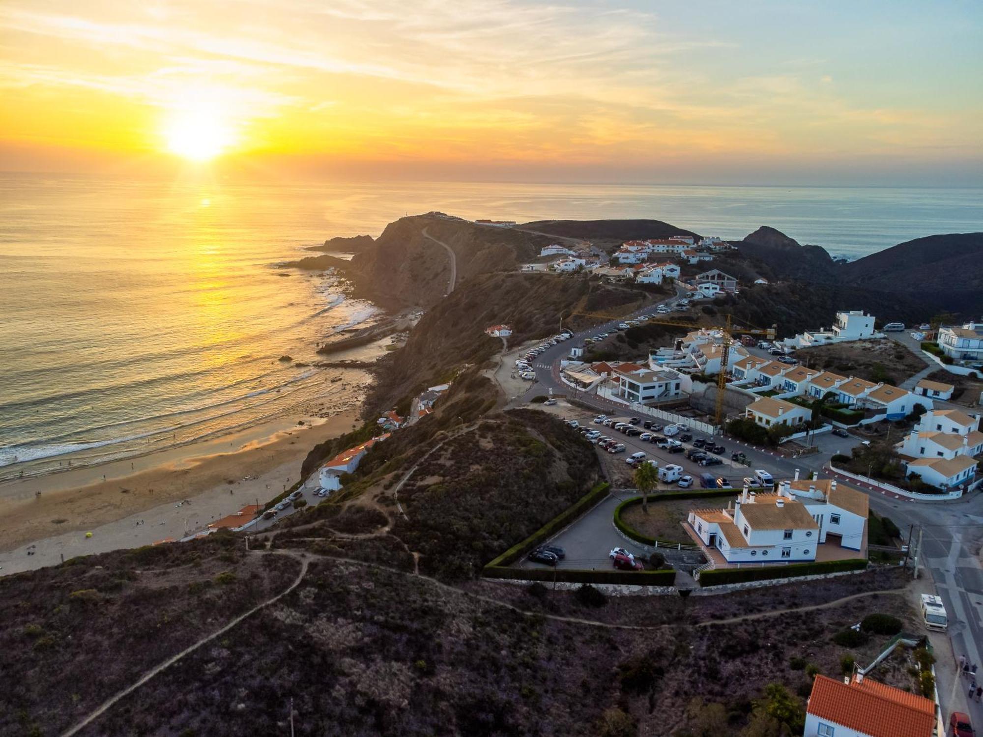 Sweet Home Arrifana // Beachhouse Praia da Arrifana Exterior photo